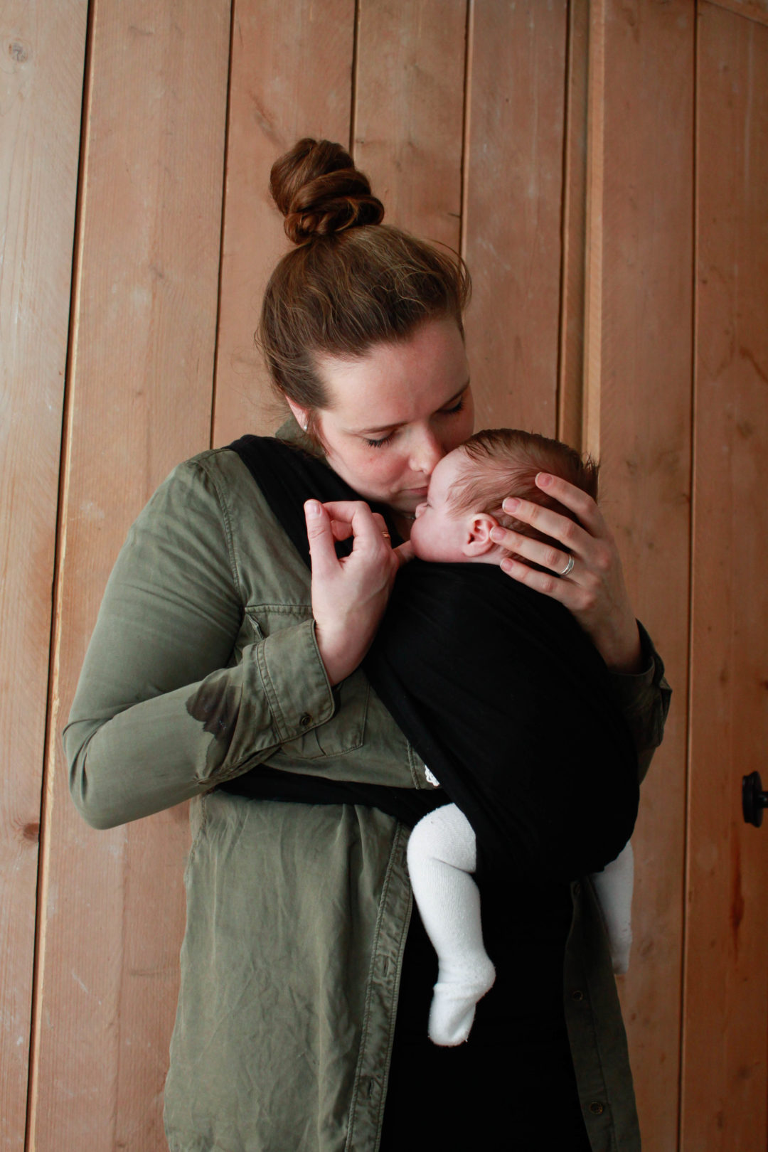 dragen, huilbaby, draagdoek mama van dijk