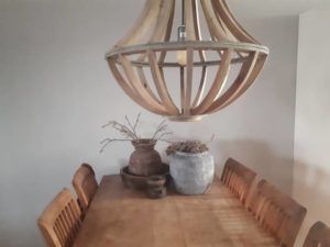 houten lamp, houten hanglamp, binnenkijken bij, mamablogger mama van dijk