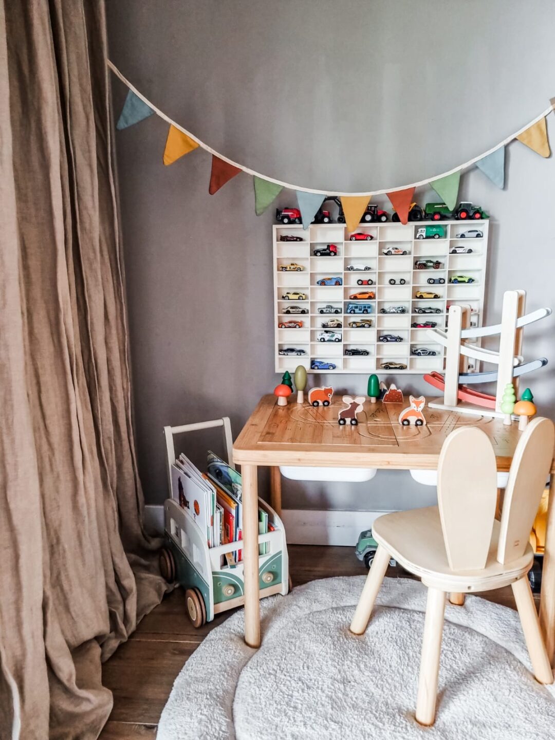 hotwheels auto's, cadeautje tweede verjaardag, cadeau peuter